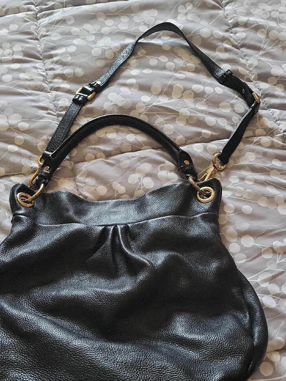 Marc Jacobs Black Leather Shoulder Bag with Gold Hardware - Women's Tote